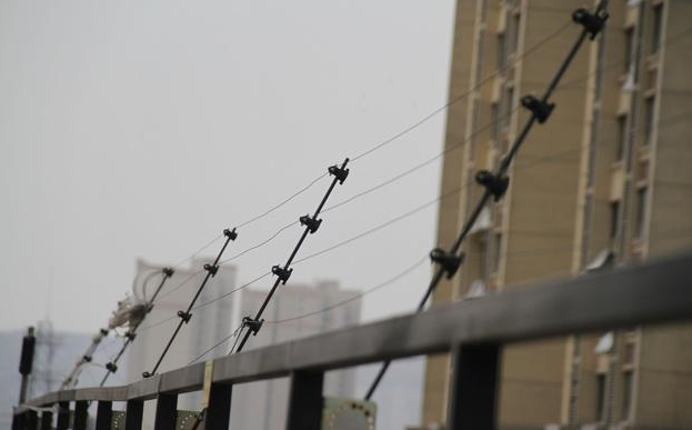 小區(qū)視頻監(jiān)控系統(tǒng) 適合使用哪類智能攝像機? 小區(qū)視頻監(jiān)控系統(tǒng) 適合使用哪類智能攝像機?